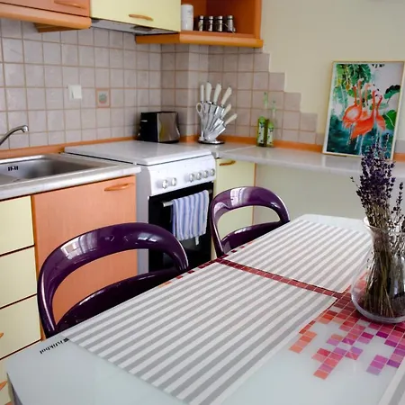 Mario's Luxury Maisonette *
